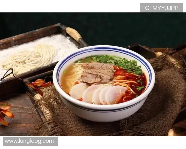兰州牛肉面与足球明星的美味碰撞探索运动员的饮食文化与健康之道